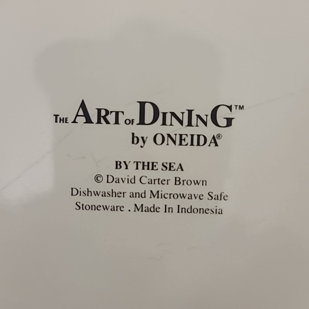 ONEIDA Lighthouse Themed Ceramic Plate Set The Art of Dining by the Sea - Picture 6 of 6